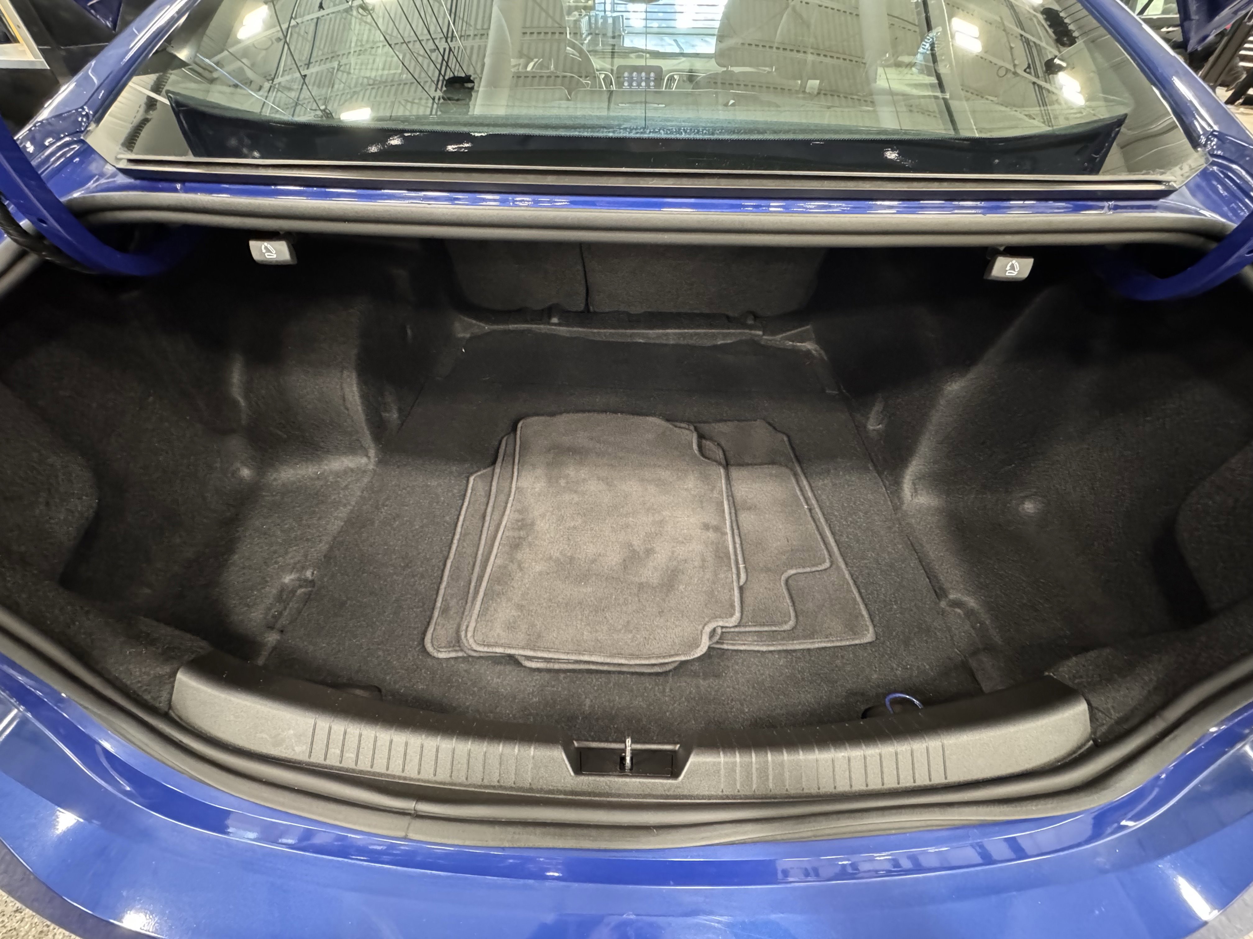 Used 2023 Chevrolet Malibu LT image 23