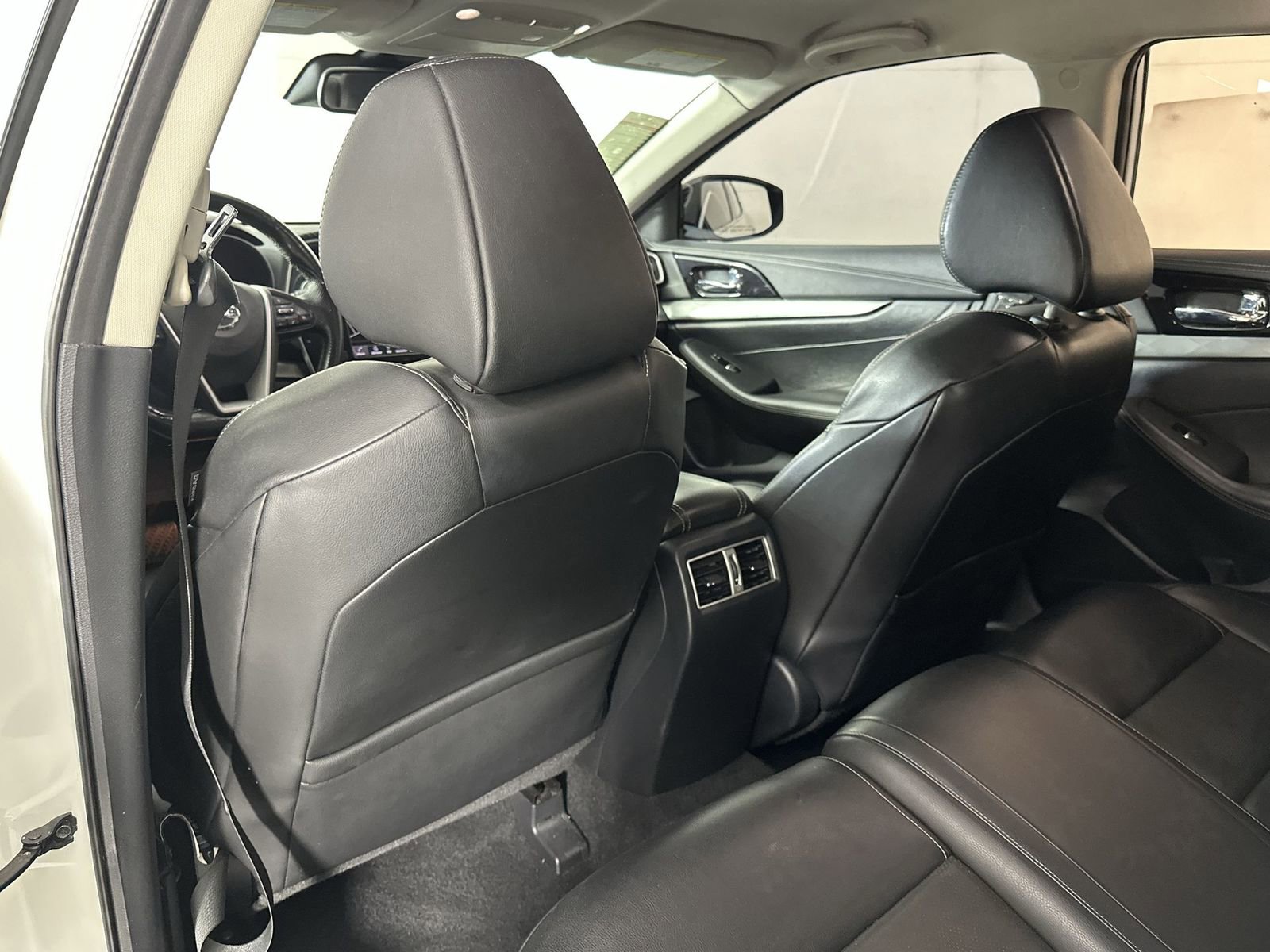 Used 2021 Nissan Maxima 3.5 SV w/ Floor Mat Group FWD image 24