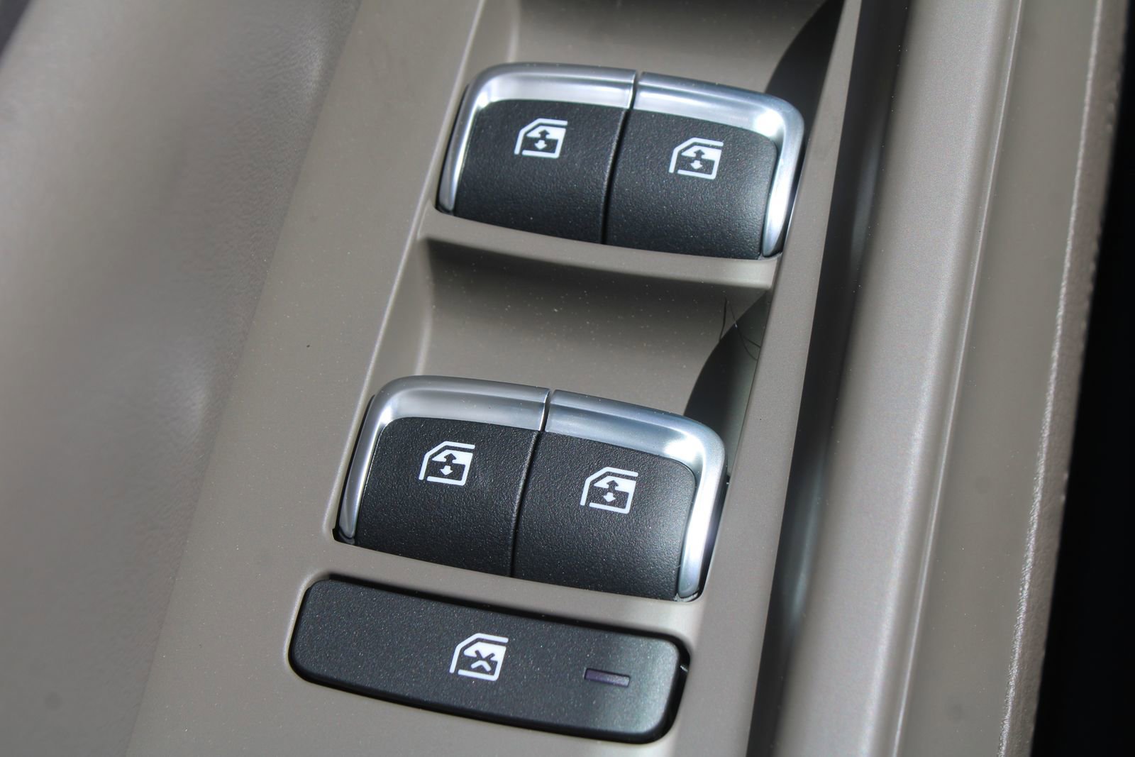 New 2026 Kia Carnival EX image 26