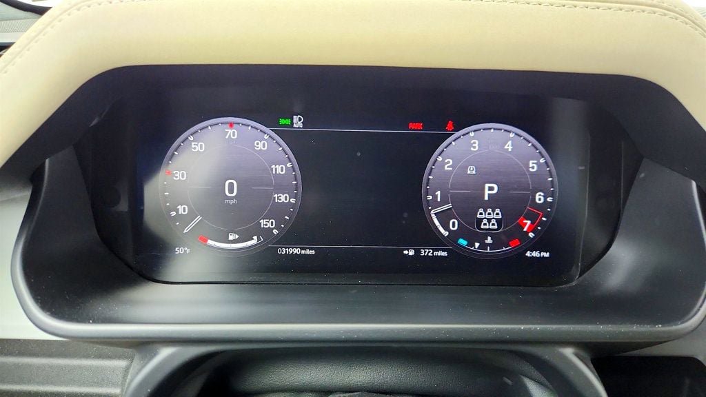 Used 2023 Land Rover Defender 110 X-Dynamic SE image 15