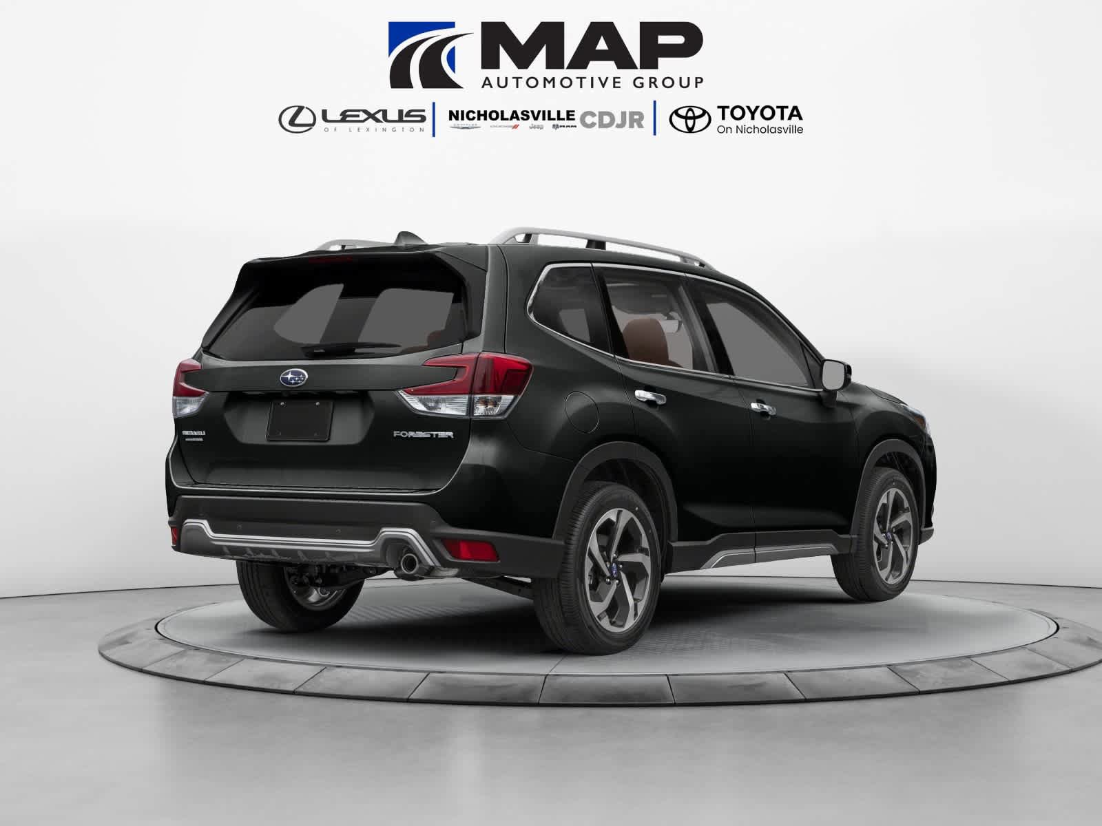 Used 2023 Subaru Forester Touring AWD/4WD image 2
