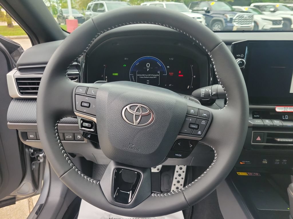 Used 2026 Toyota Camry SE w/ Multimedia Upgrade Package FWD image 30