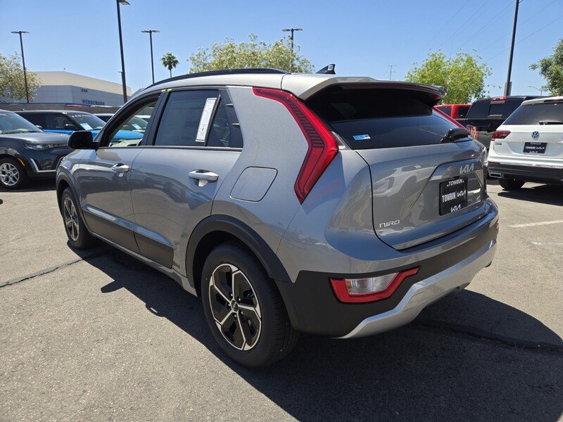 New 2026 Kia Niro LX FWD image 4