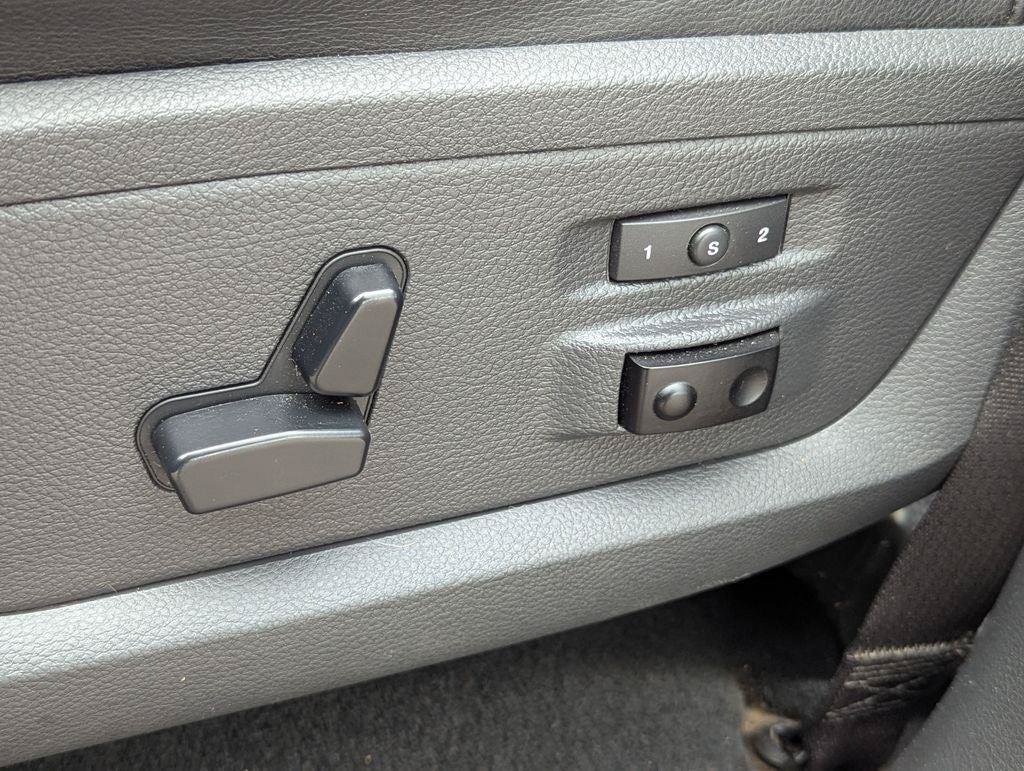 Used 2012 RAM 1500 Laramie w/ Protection Group AWD/4WD image 28