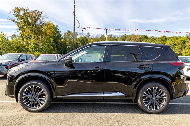 New 2026 Nissan Rogue Platinum image 8