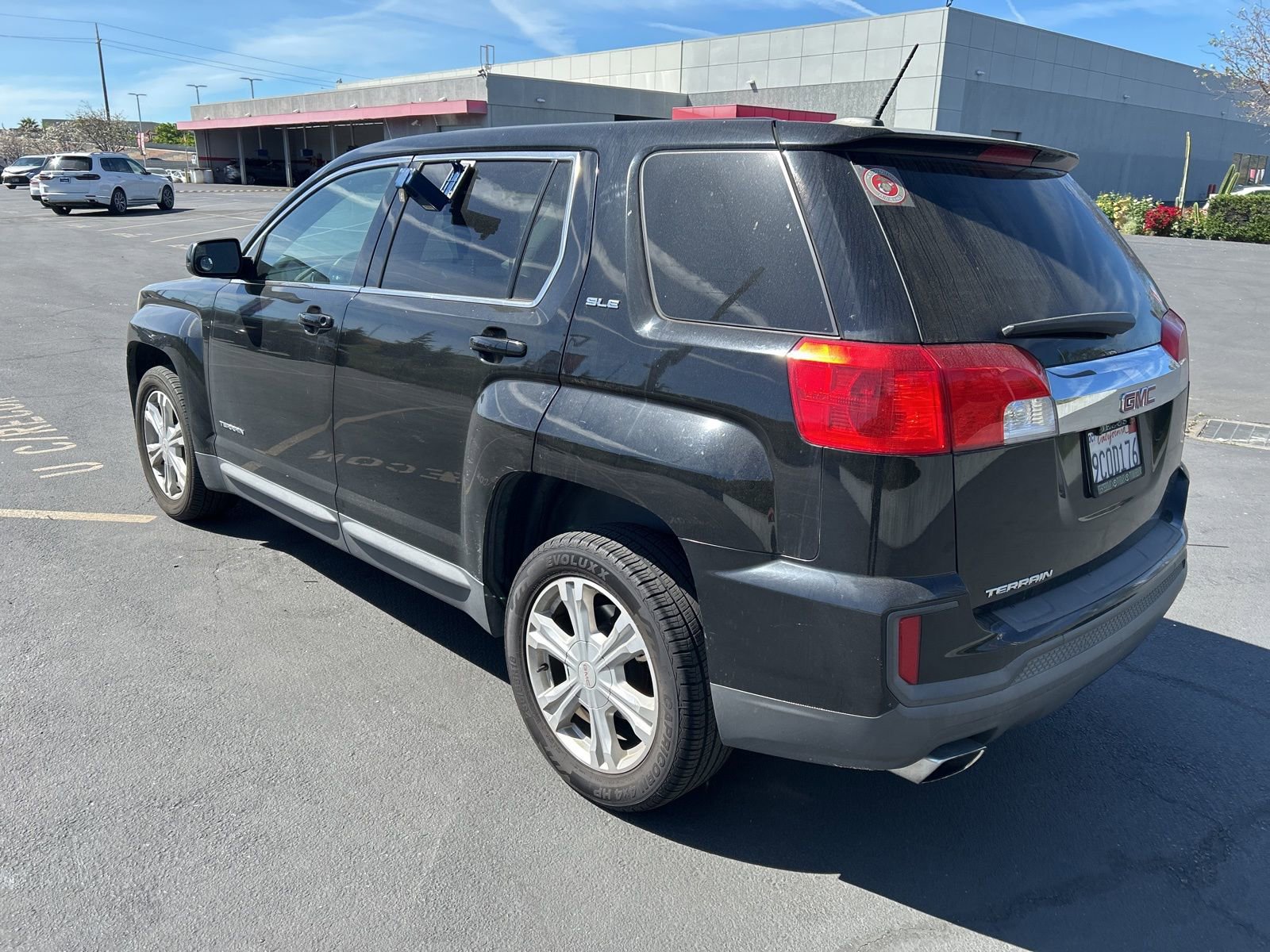 Used 2017 GMC Terrain SLE image 3