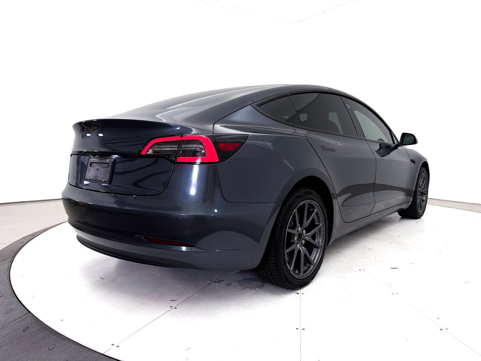 Used 2019 Tesla Model 3 Mid Range RWD image 18