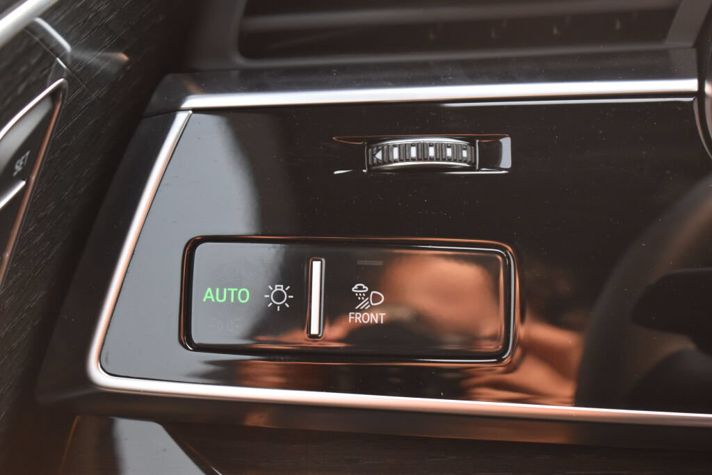 Used 2026 Audi Q7 3.0T Premium Plus w/ Premium Plus Package AWD/4WD image 14