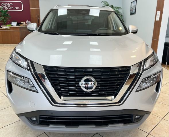 Used 2021 Nissan Rogue SL image 2