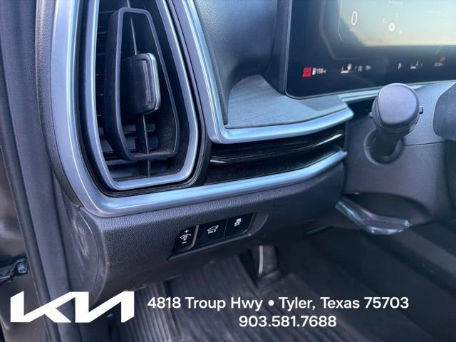 Certified 2024 Kia Sorento SX Prestige AWD/4WD image 16