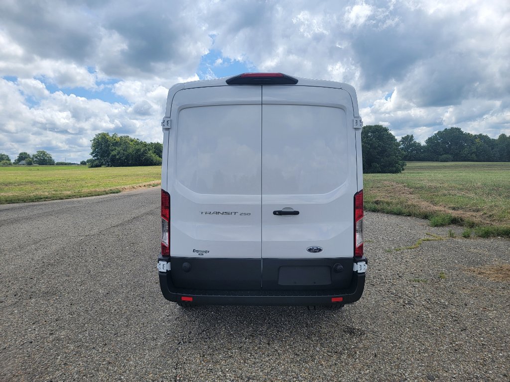 New 2025 Ford Transit 250 148 Medium Roof image 8