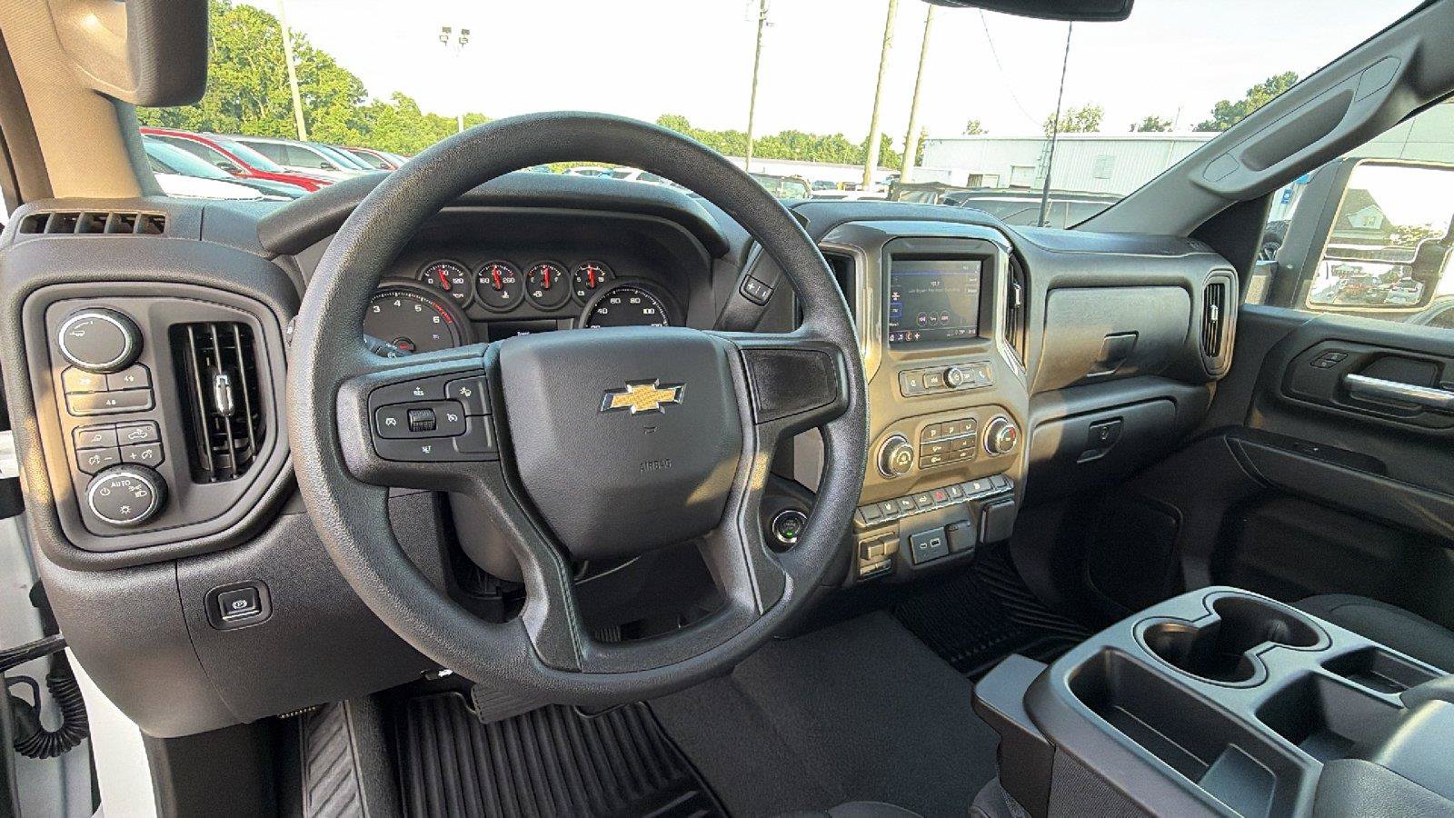 New 2026 Chevrolet Silverado 2500 Custom w/ Custom Value Package AWD/4WD image 20