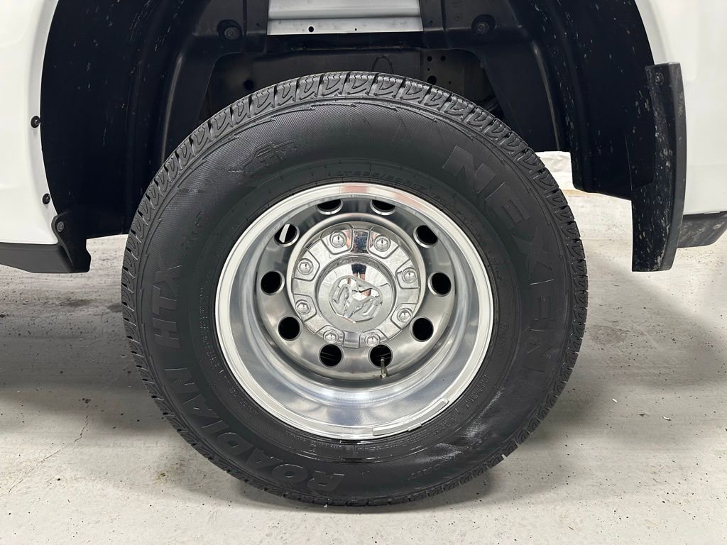 Used 2024 RAM 3500 Laramie image 63