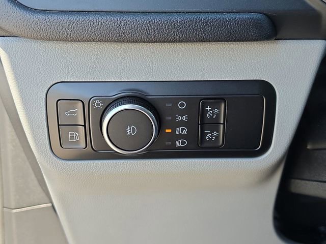 Used 2025 Ford Escape SE FWD image 33