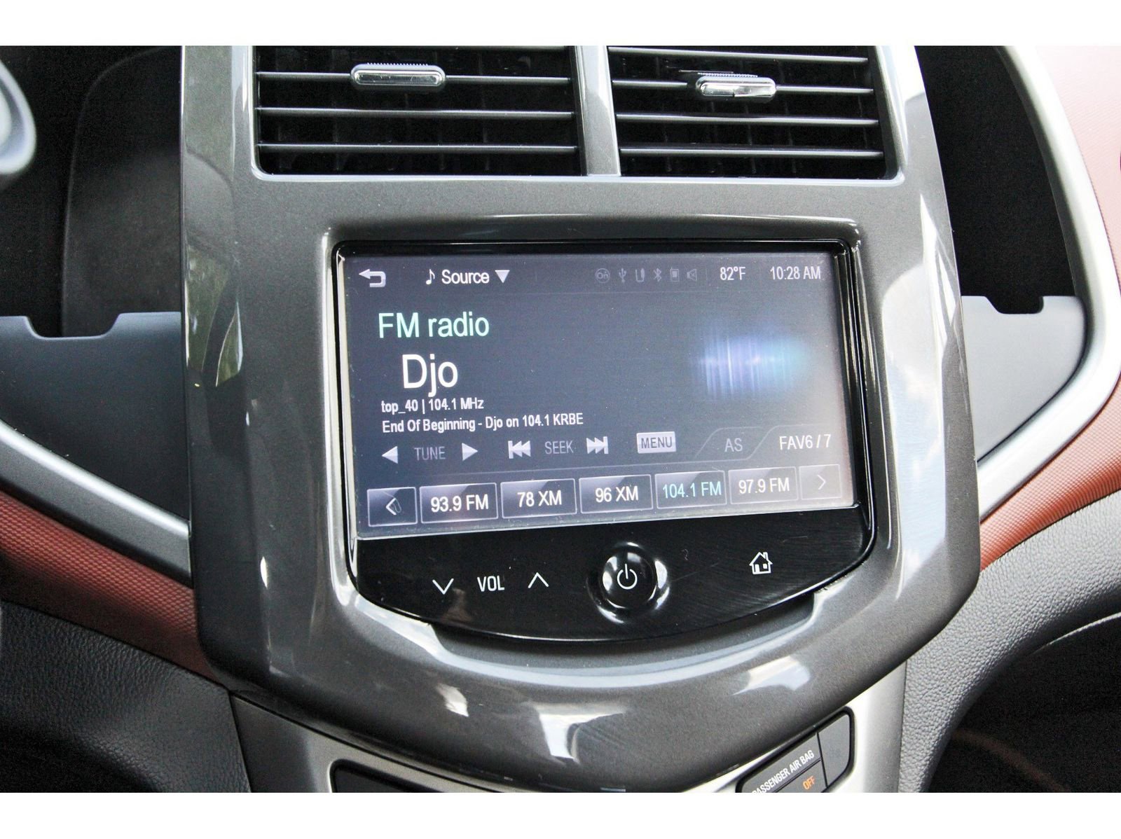 Used 2015 Chevrolet Sonic LTZ image 23