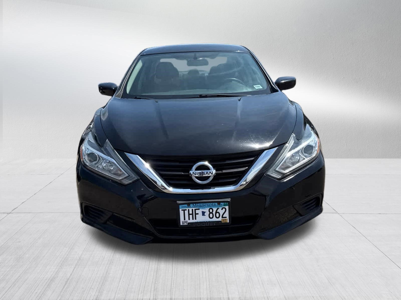 Used 2018 Nissan Altima 2.5 S w/ S Convenience Package FWD image 2