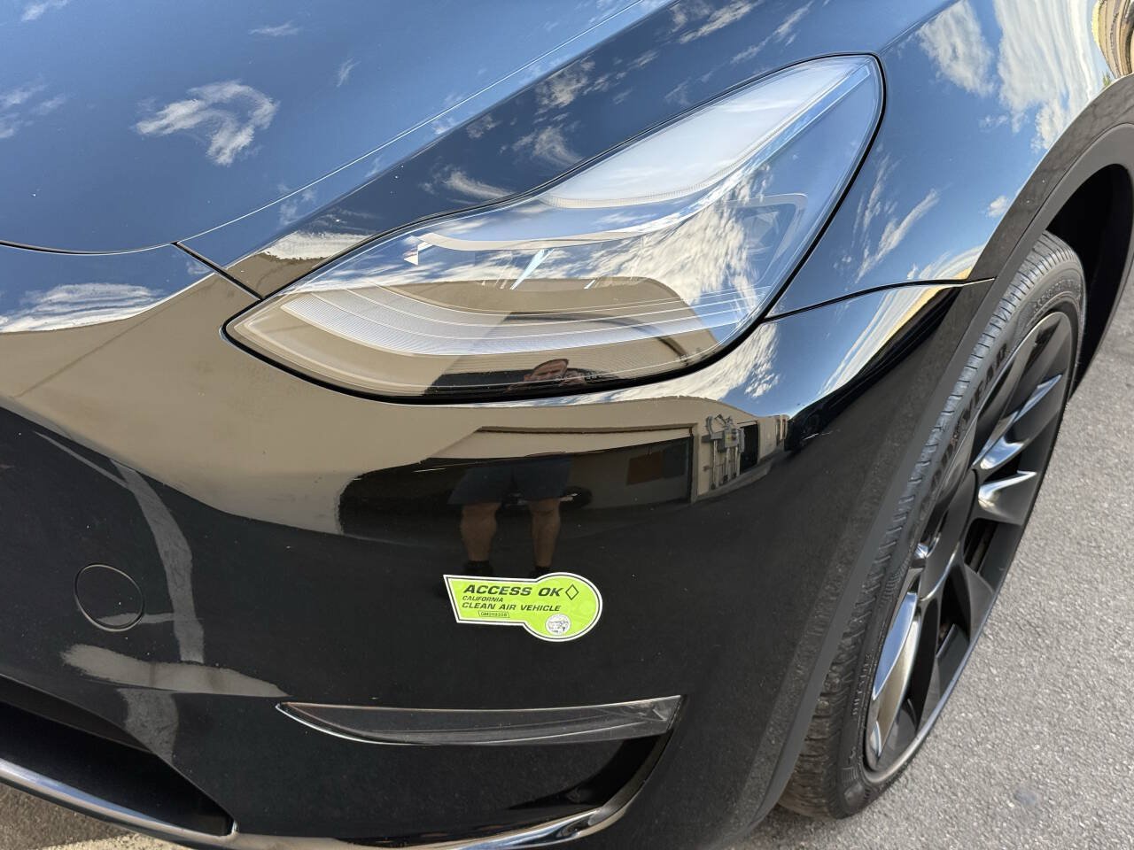 Used 2023 Tesla Model Y Long Range AWD/4WD image 34
