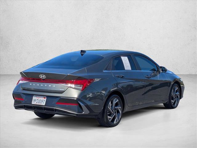 Used 2024 Hyundai Elantra Limited image 5
