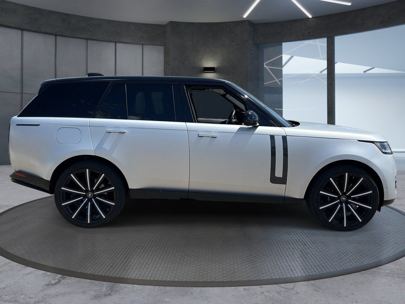 Used 2024 Land Rover Range Rover SE AWD/4WD image 7