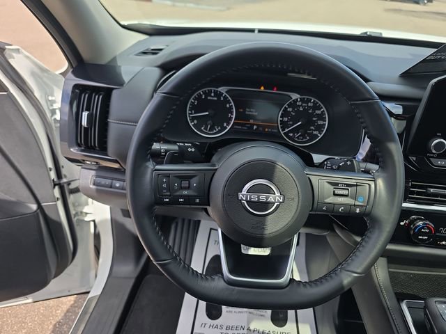 Certified 2024 Nissan Pathfinder SV w/ SV Premium Package image 14