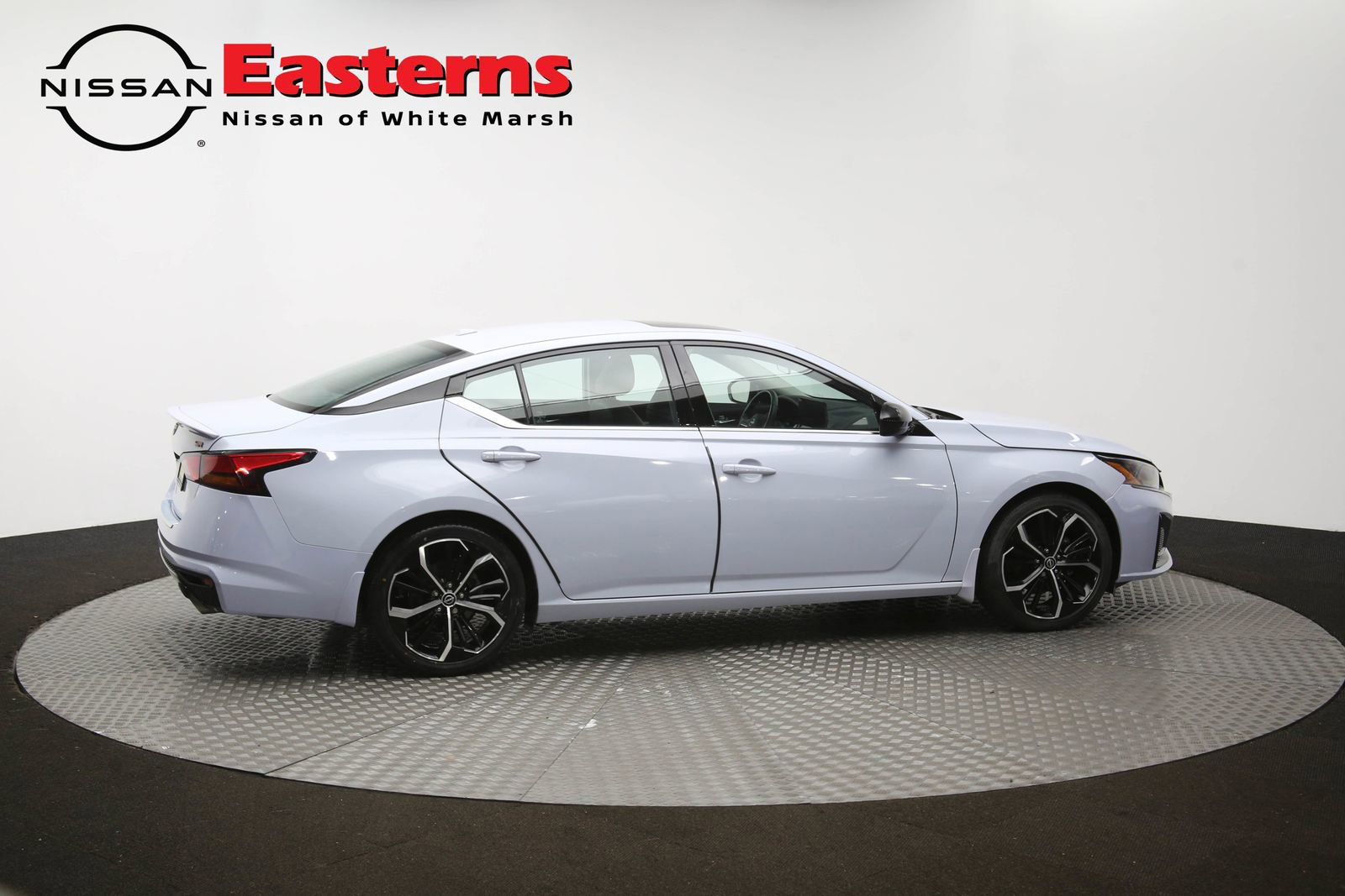 Used 2023 Nissan Altima 2.5 SR w/ SR Premium Package FWD image 43