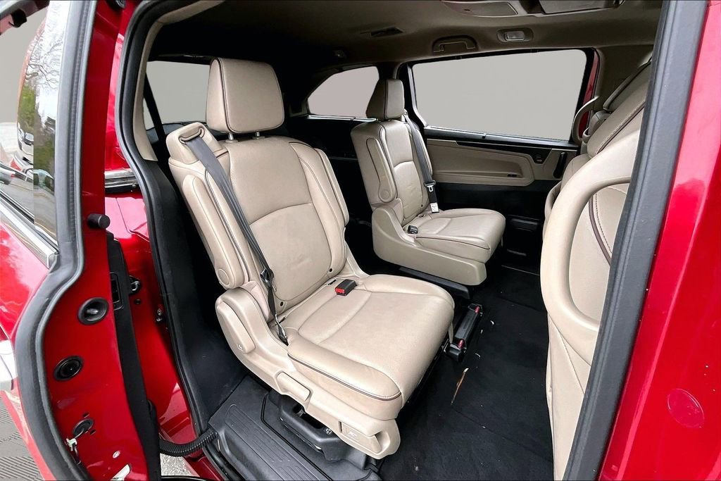 Used 2024 Honda Odyssey Elite image 19