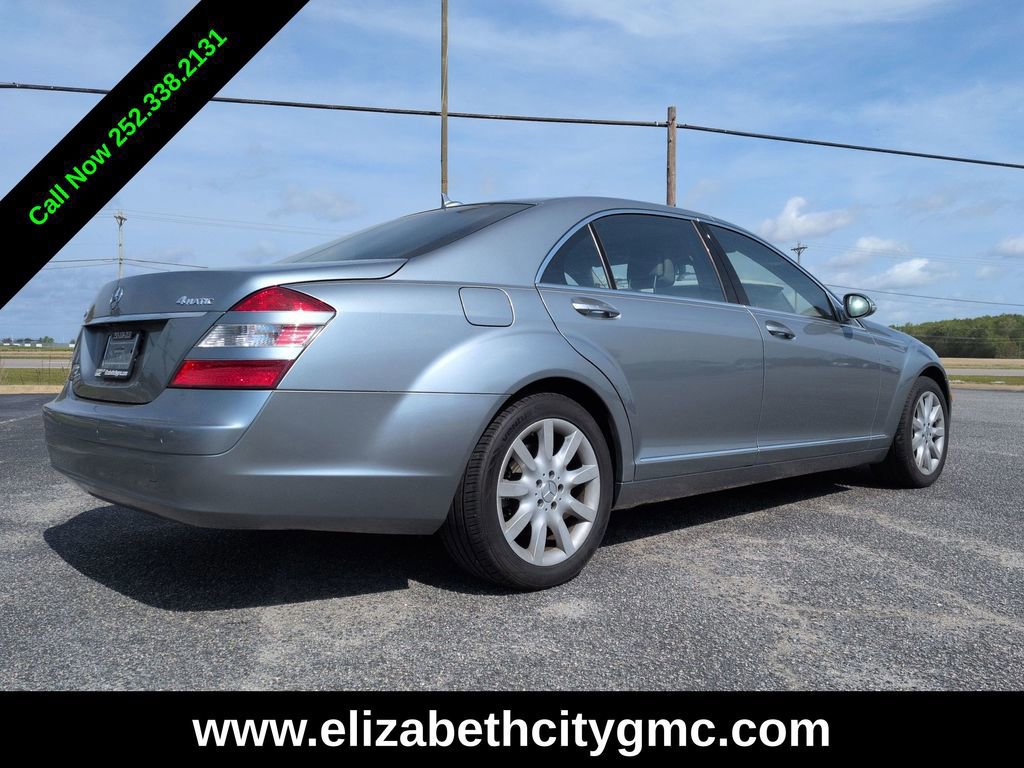 Used 2008 Mercedes-Benz S 550 4MATIC image 4