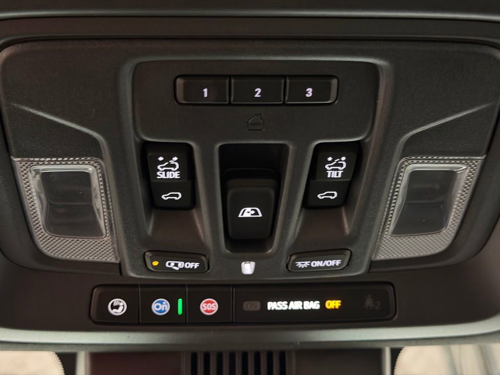 Certified 2025 GMC Sierra 1500 AT4 w/ AT4 Premium Package image 44