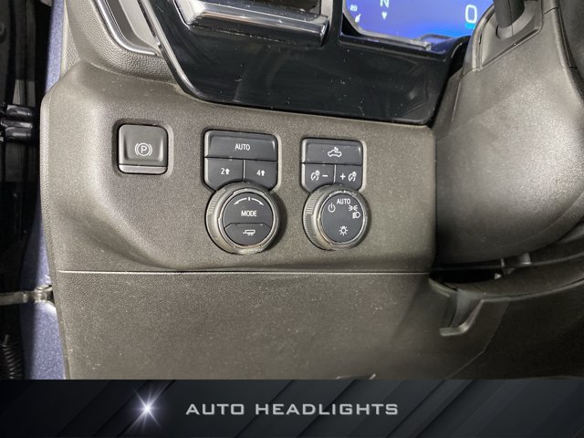 Used 2023 Chevrolet Silverado 1500 LT AWD/4WD image 25