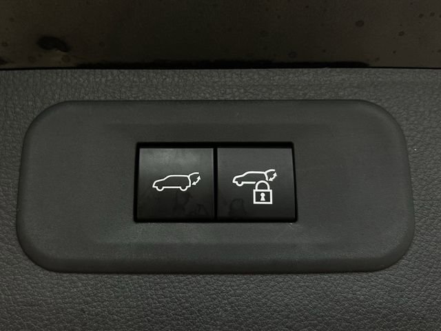 Used 2025 Lexus TX 350 AWD w/ Technology Package image 37