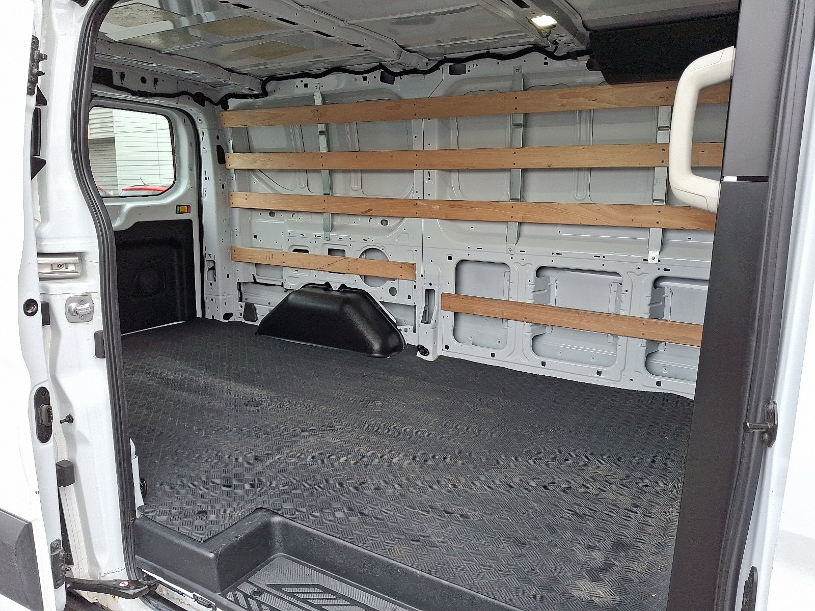 Certified 2023 Ford Transit 250 Low Roof w/ Exterior Upgrade Package image 10