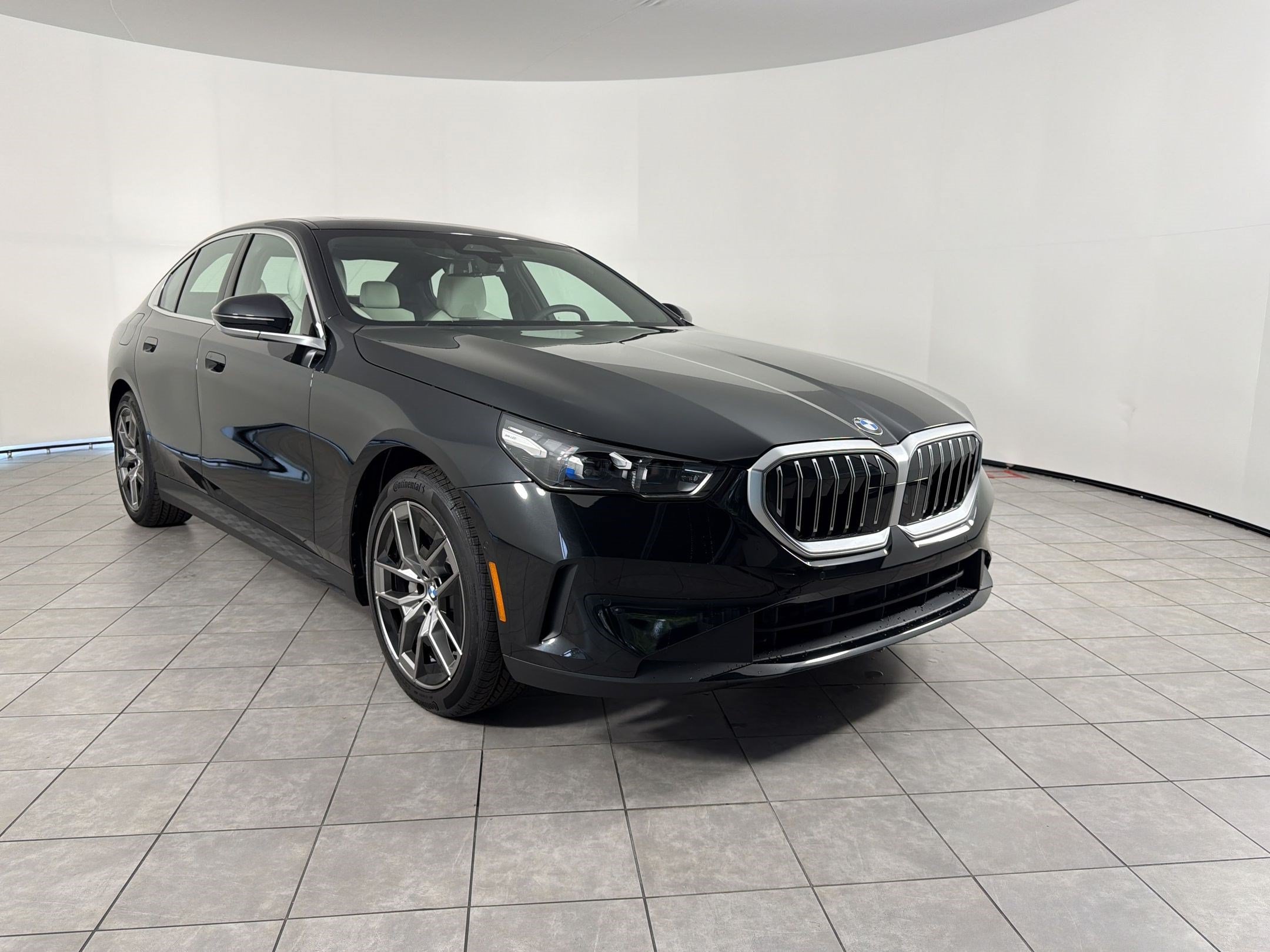 New 2027 BMW 530i RWD image 7