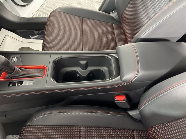 New 2026 Nissan Kicks SR image 30