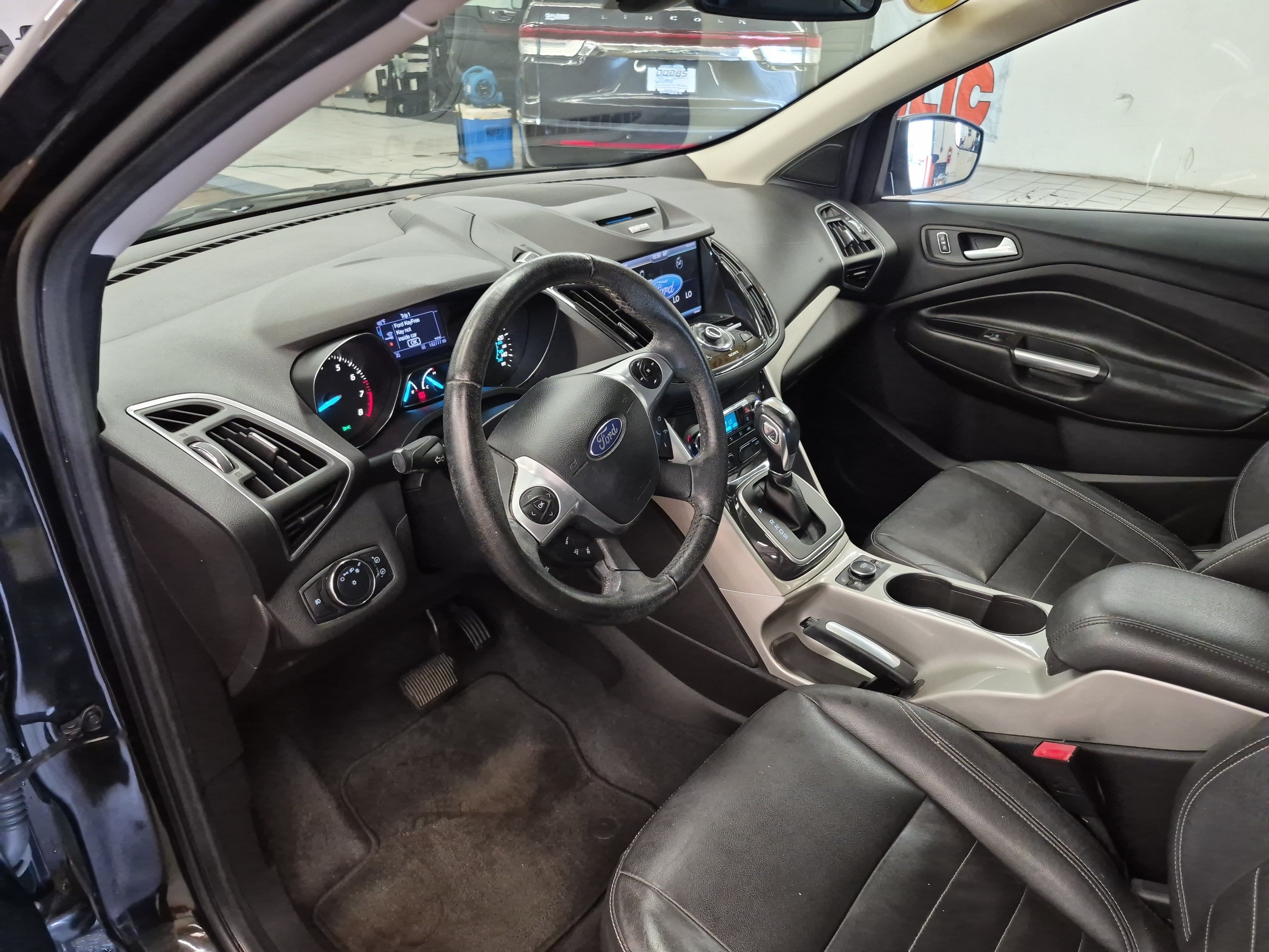 Used 2013 Ford Escape SEL FWD image 11