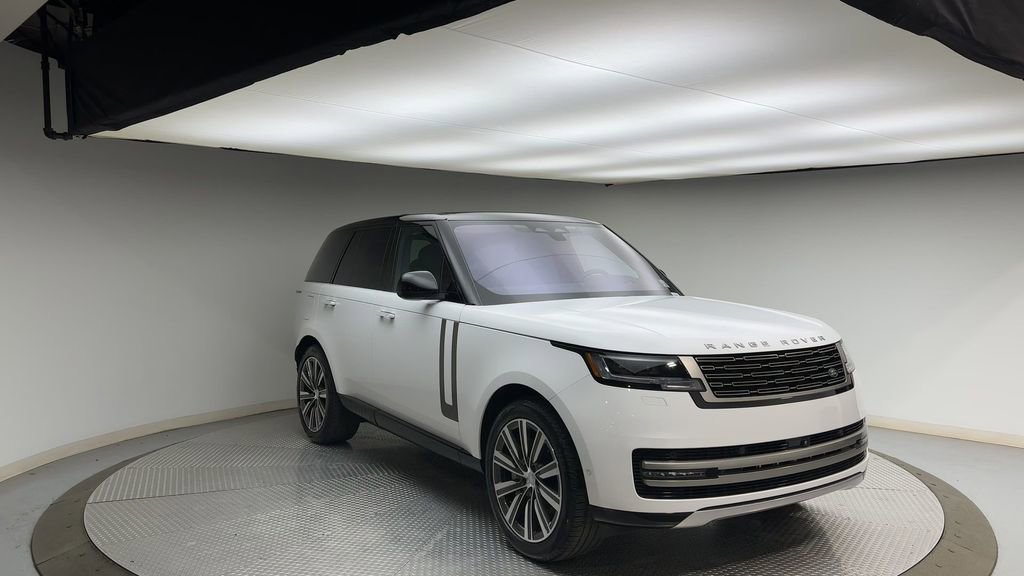 Used 2023 Land Rover Range Rover SE image 8