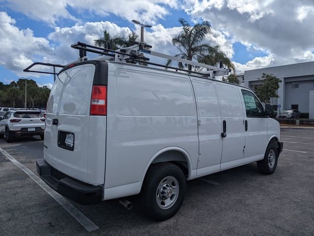 New 2025 Chevrolet Express 2500 w/ Driver Convenience Package RWD image 10