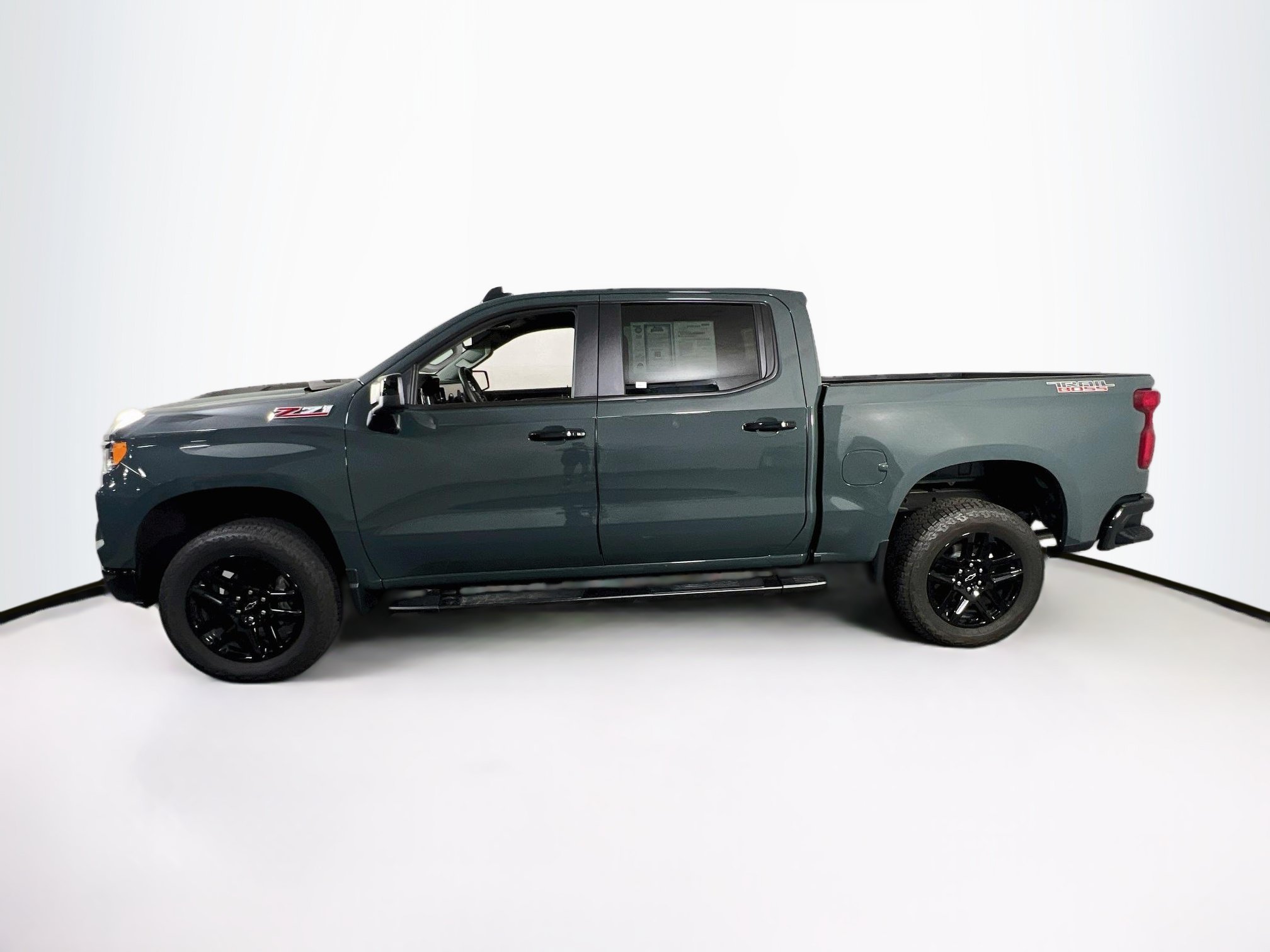 Used 2026 Chevrolet Silverado 1500 LT Trail Boss AWD/4WD image 8