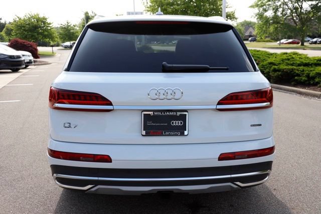 Used 2023 Audi Q7 3.0T Premium Plus w/ Premium Plus Package AWD/4WD image 6