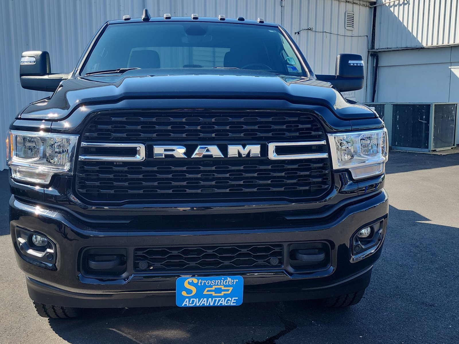 Used 2023 RAM 2500 Big Horn w/ Level 1 Equipment Group AWD/4WD image 8
