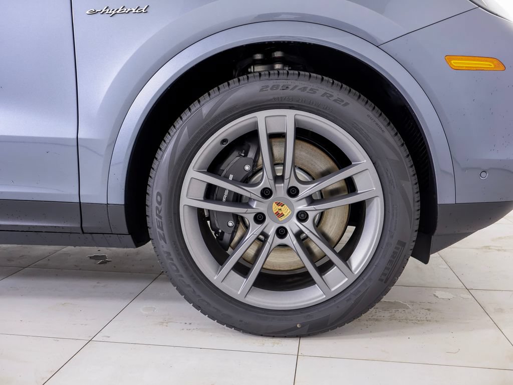 New 2026 Porsche Cayenne E-Hybrid AWD/4WD image 25