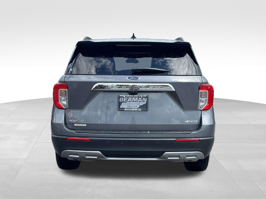 Used 2023 Ford Explorer XLT w/ Equipment Group 202A AWD/4WD image 8
