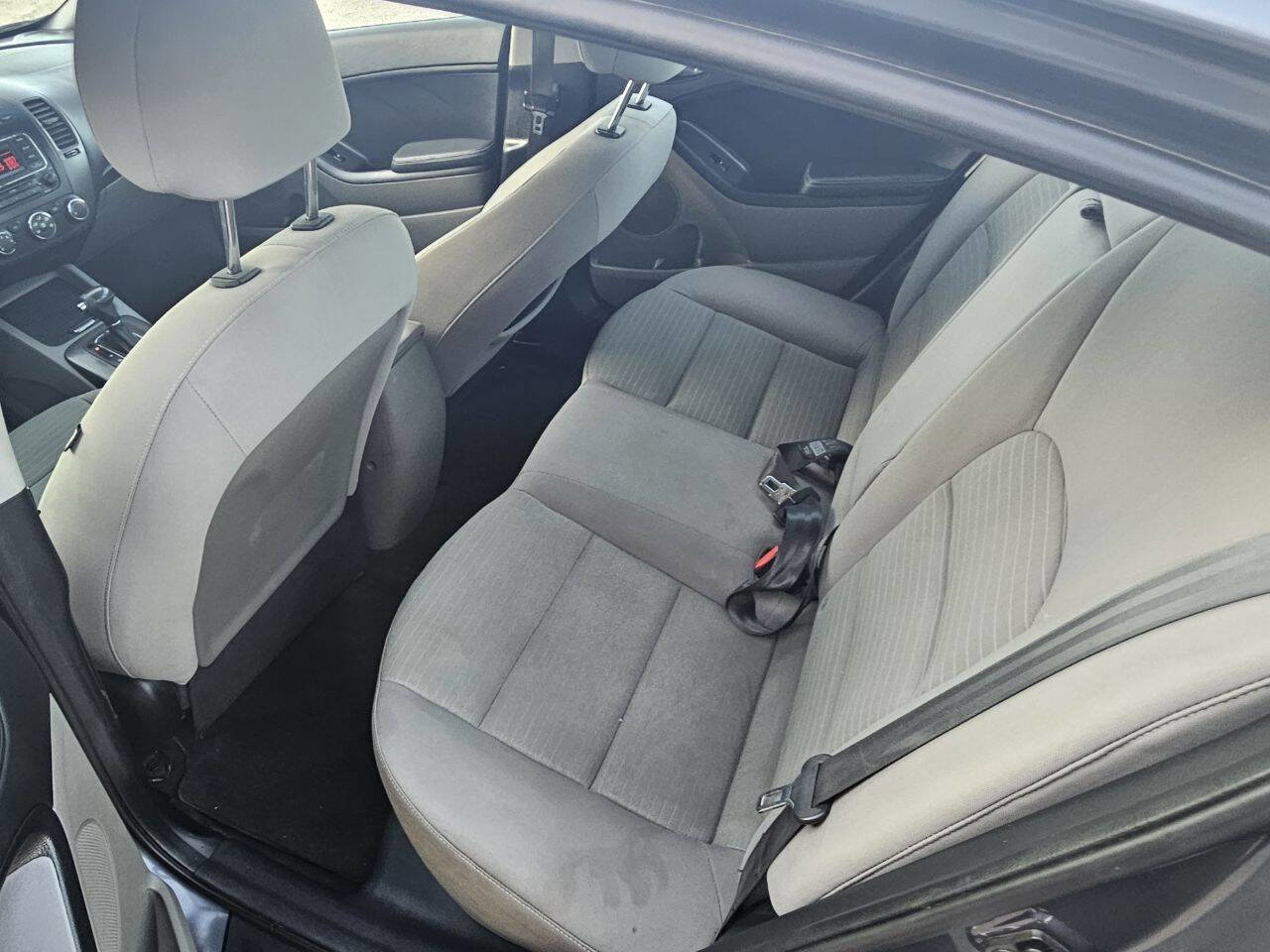 Used 2014 Kia Forte LX w/ Popular Package image 8