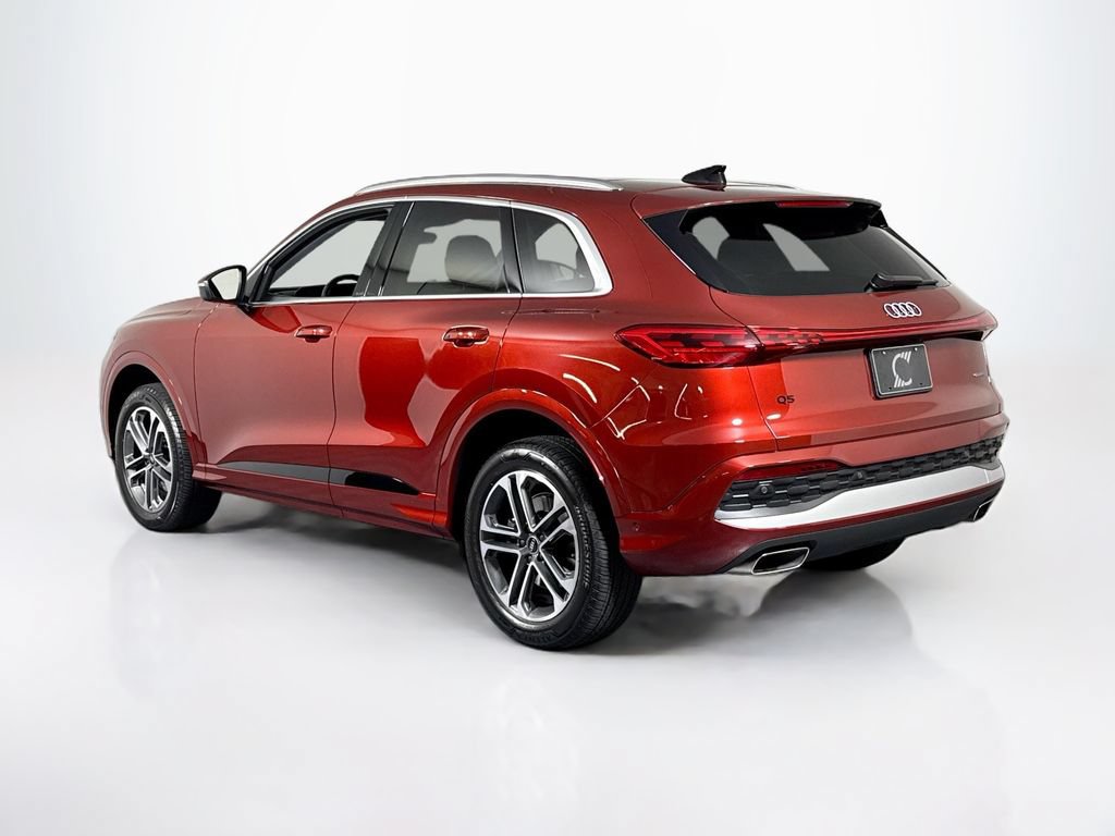 Used 2025 Audi Q5 Premium w/ Convenience Package AWD/4WD image 3