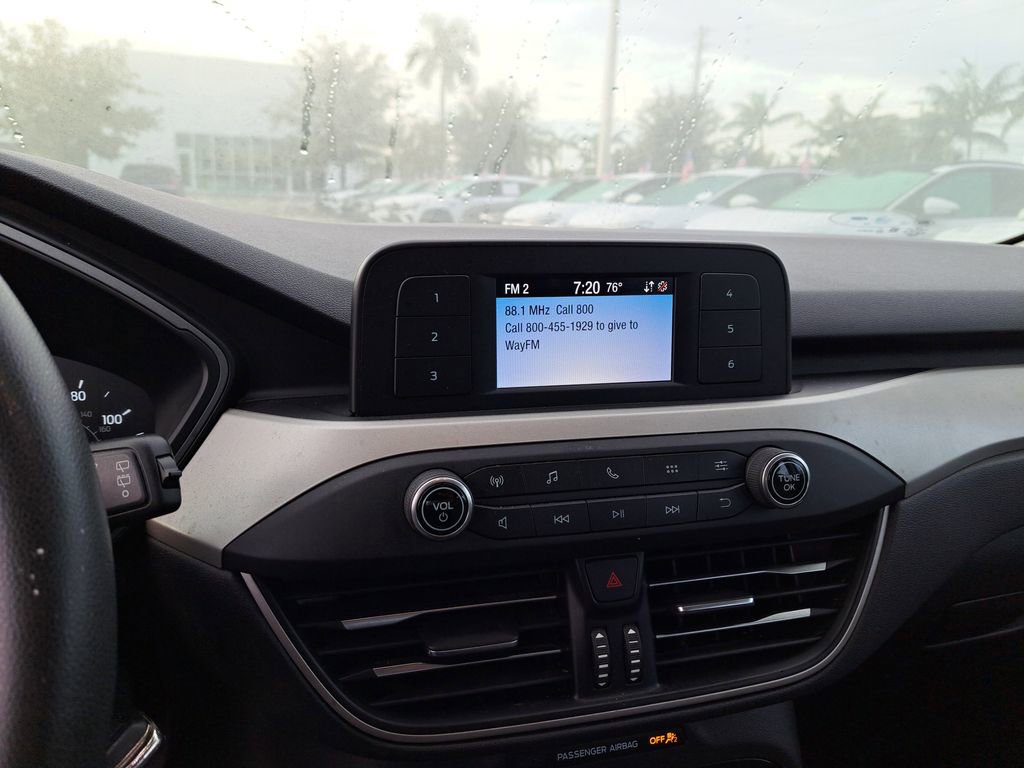 Used 2021 Ford Escape S image 21