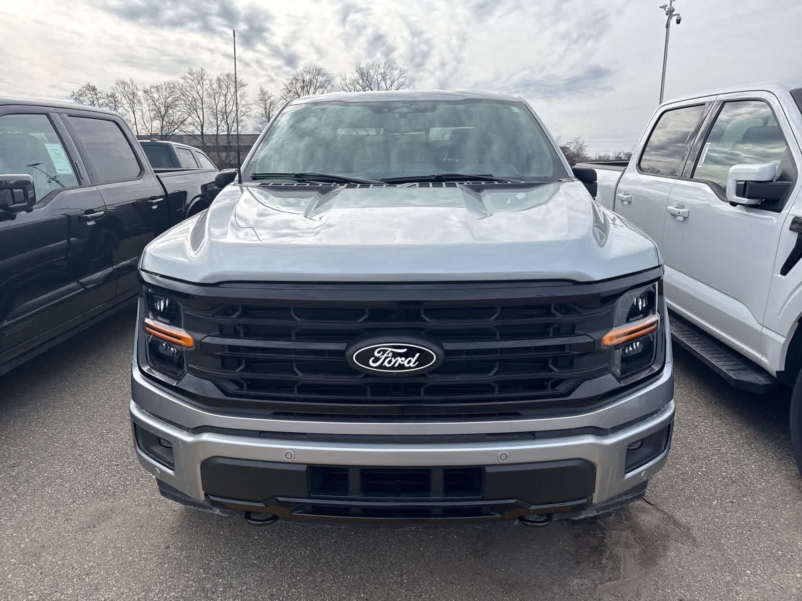 New 2026 Ford F150 XLT w/ Equipment Group 302A MID AWD/4WD image 3