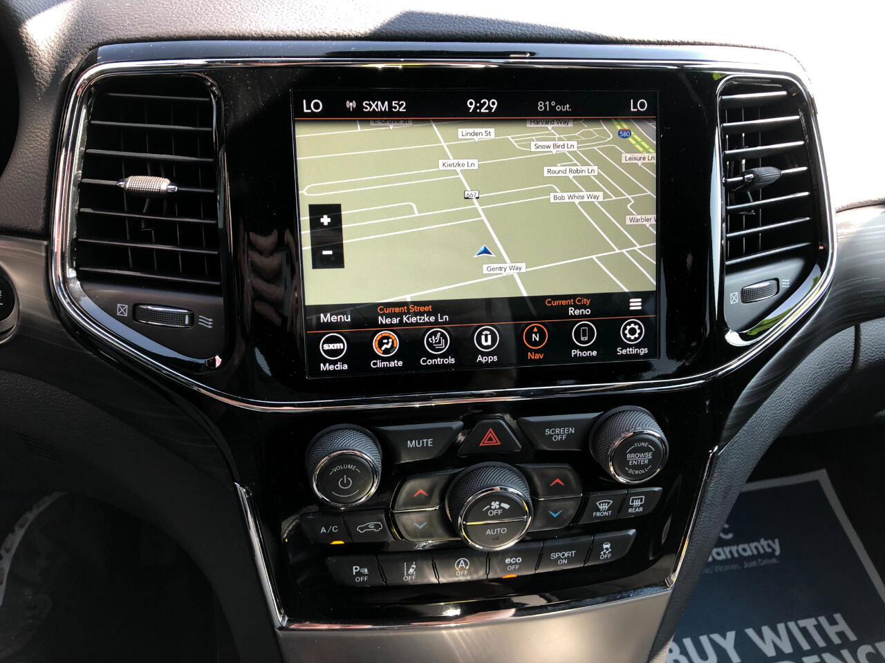 Used 2020 Jeep Grand Cherokee Altitude image 18