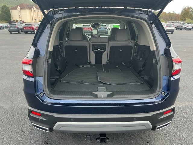 Used 2025 Honda Pilot Touring image 29