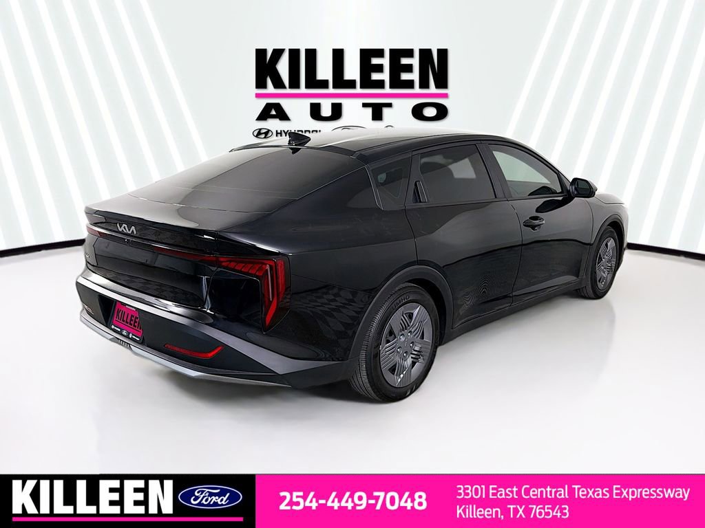 Used 2025 Kia K4 LX image 8