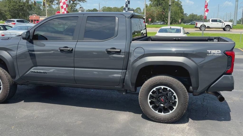 Used 2026 Toyota Tacoma TRD Off-Road AWD/4WD image 6