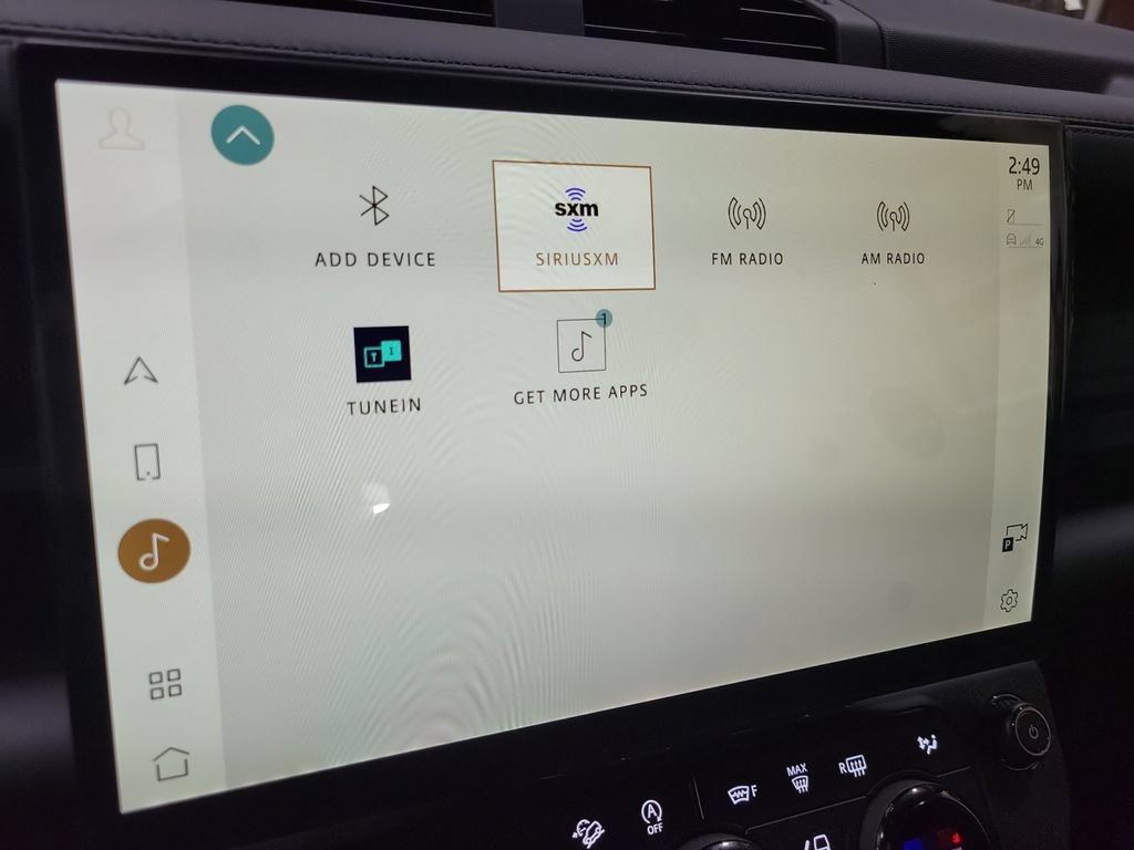 New 2026 Land Rover Defender 110 OCTA AWD/4WD image 32